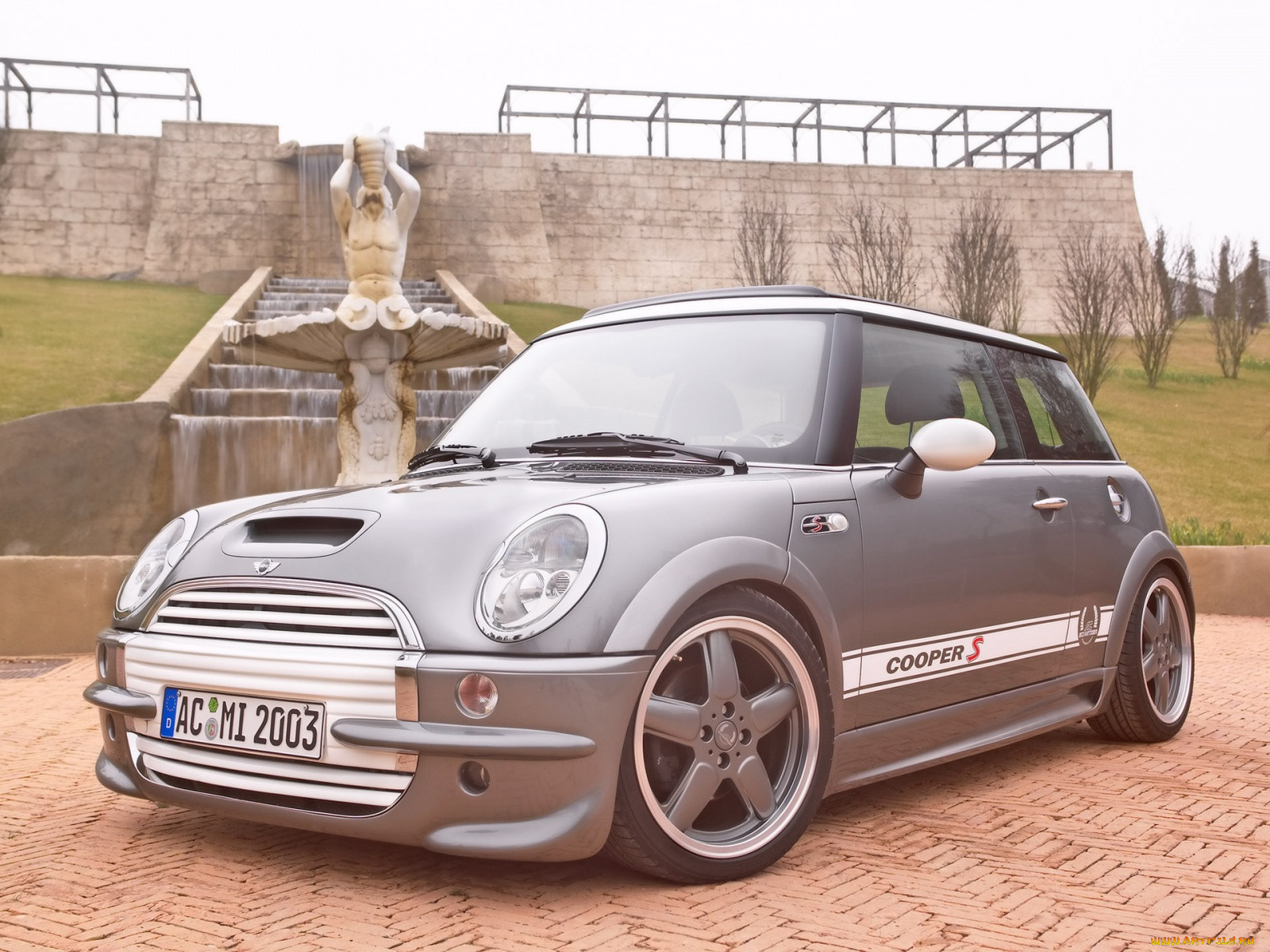 , mini